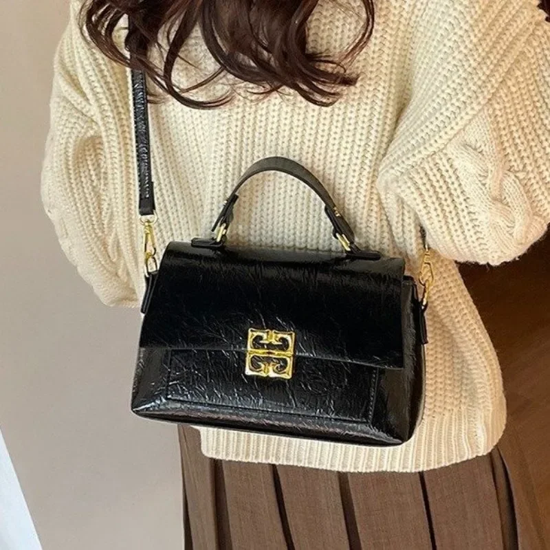 

Diaper Bag Stylish Vintage Crossbody Bag Elegant Leather Designer Satchel For Women Stylish Textured Handbag Tote