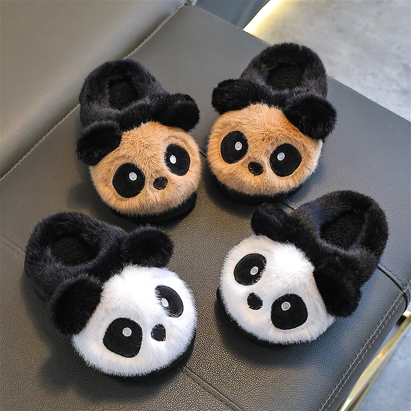 

2025 New Kids Winter Panda Cotton Slippers Warm Plush Furry Cute Indoor Childrens Boy Casual Shoes Luxury Girls Cotton Shoes