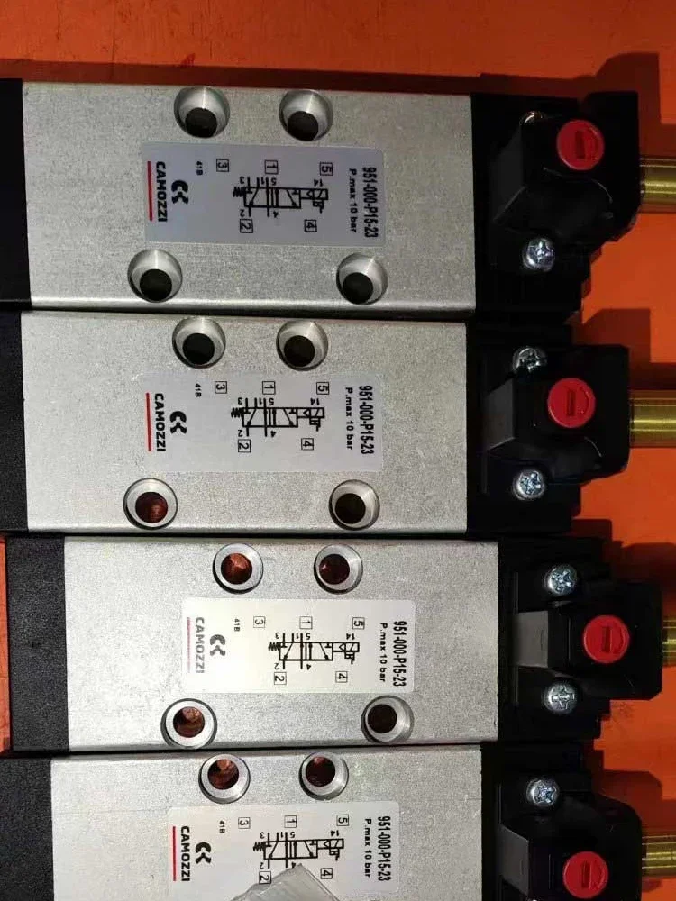 2026.4 Customize Kangmaosheng Camozzi Solenoid Valve 951-000-P15-23 953-000-P15-23 952-000-P16.