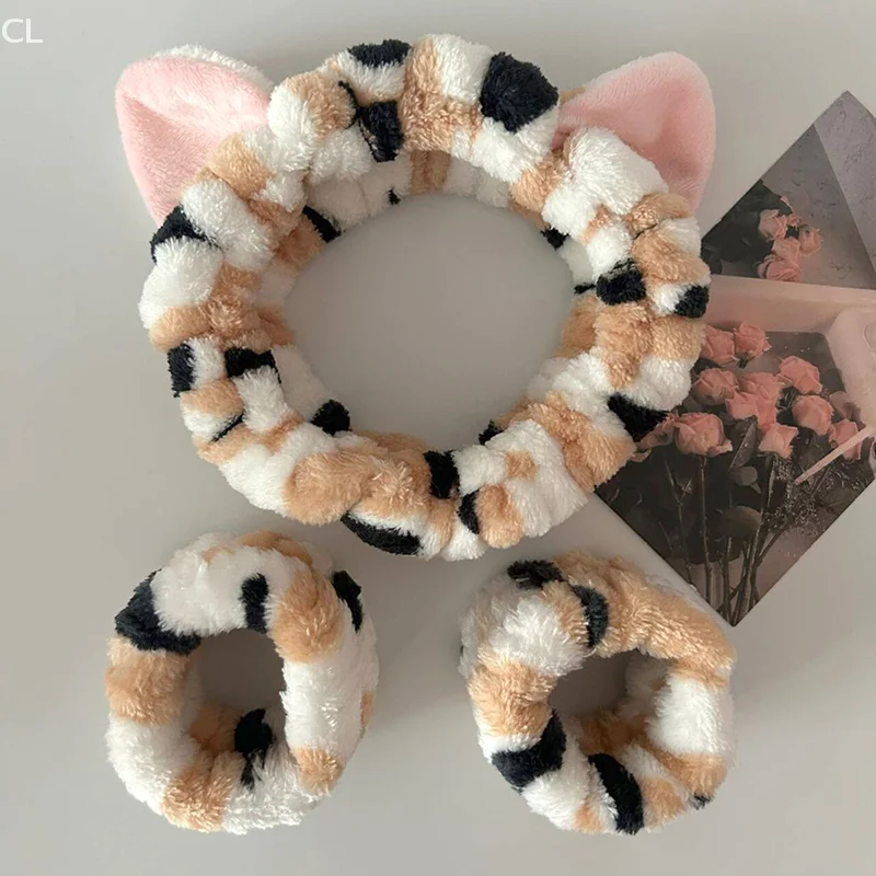 

3pcs/set Cute Cat Ear Leopard Print Plush Headband For Women Girls Spa Washing Face And Makeup Headband Elastic Wrist Strap