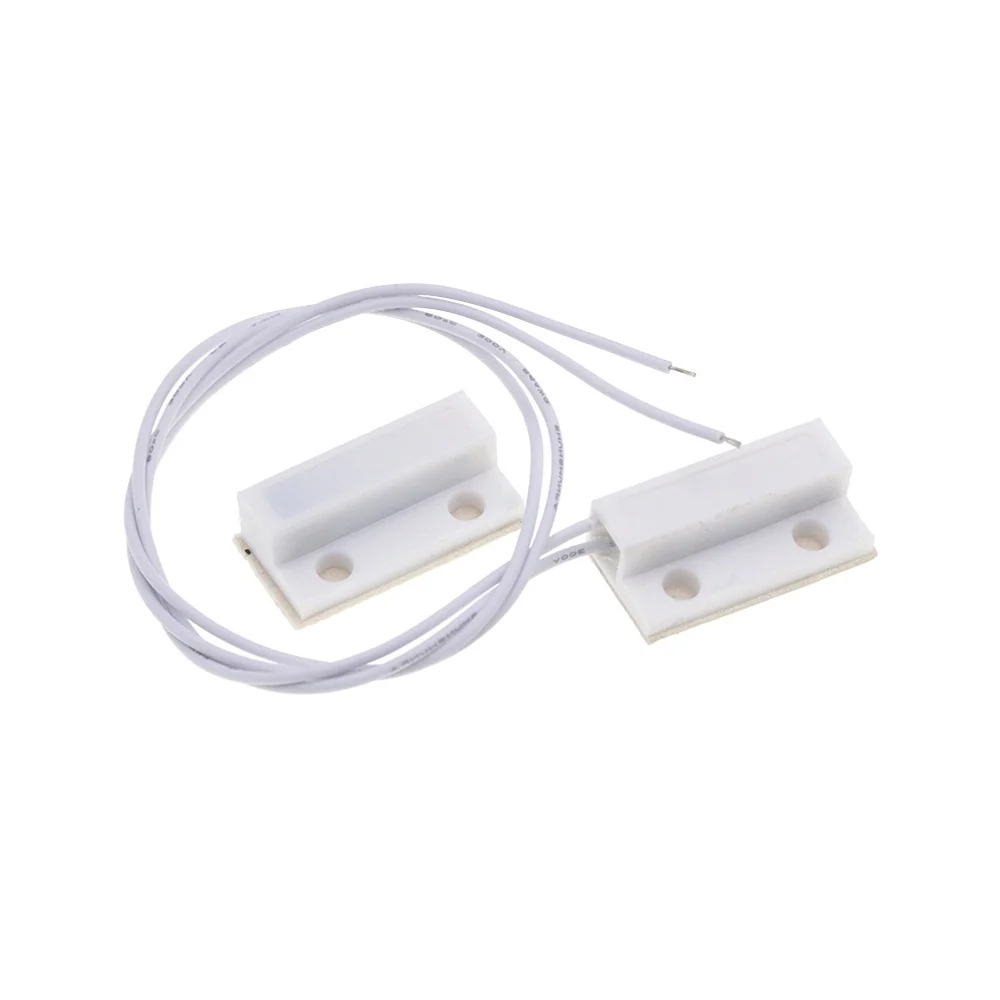 Magnetic switch MC-38 for doors or windows. Sensor normally closed