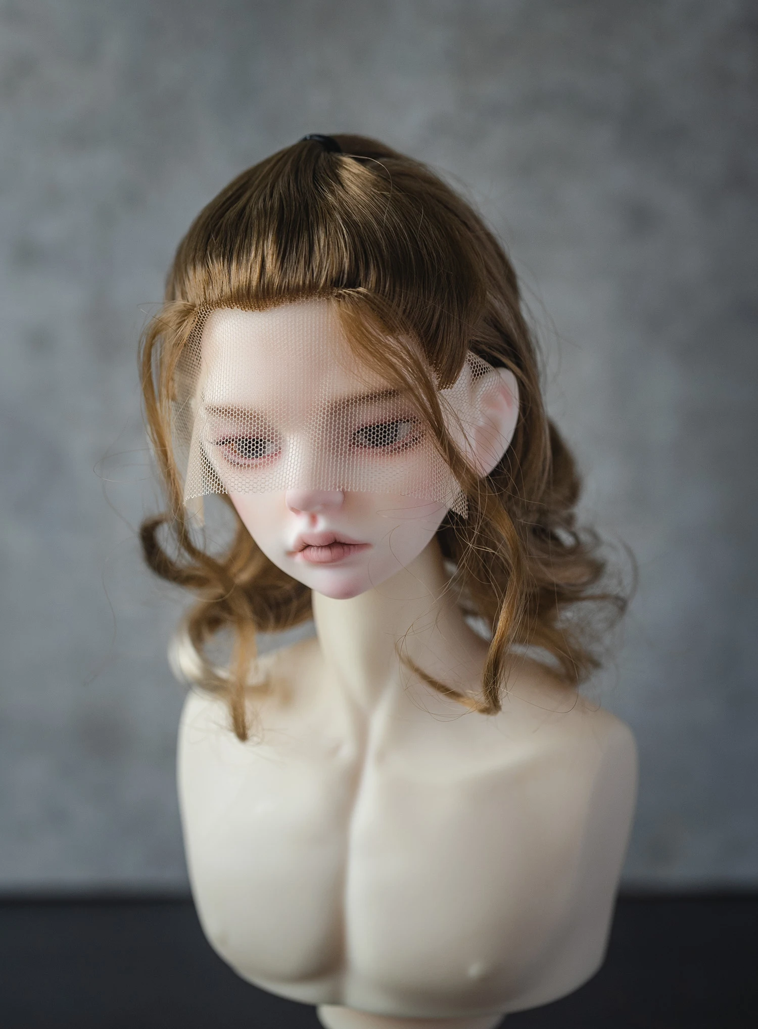 D09-P745 enfants jouet fait à la main 1/3 1/4 oncle poupée BJD/SD poupée perruque soie douce main crochet cheveux teints cheveux reliure 1 pièces