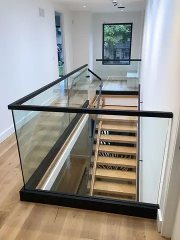 Decorative Tempered Glass Stair Railing Stainless Steel Hardware for Balcony Balustrades Product Modern Security Hotel Flooring