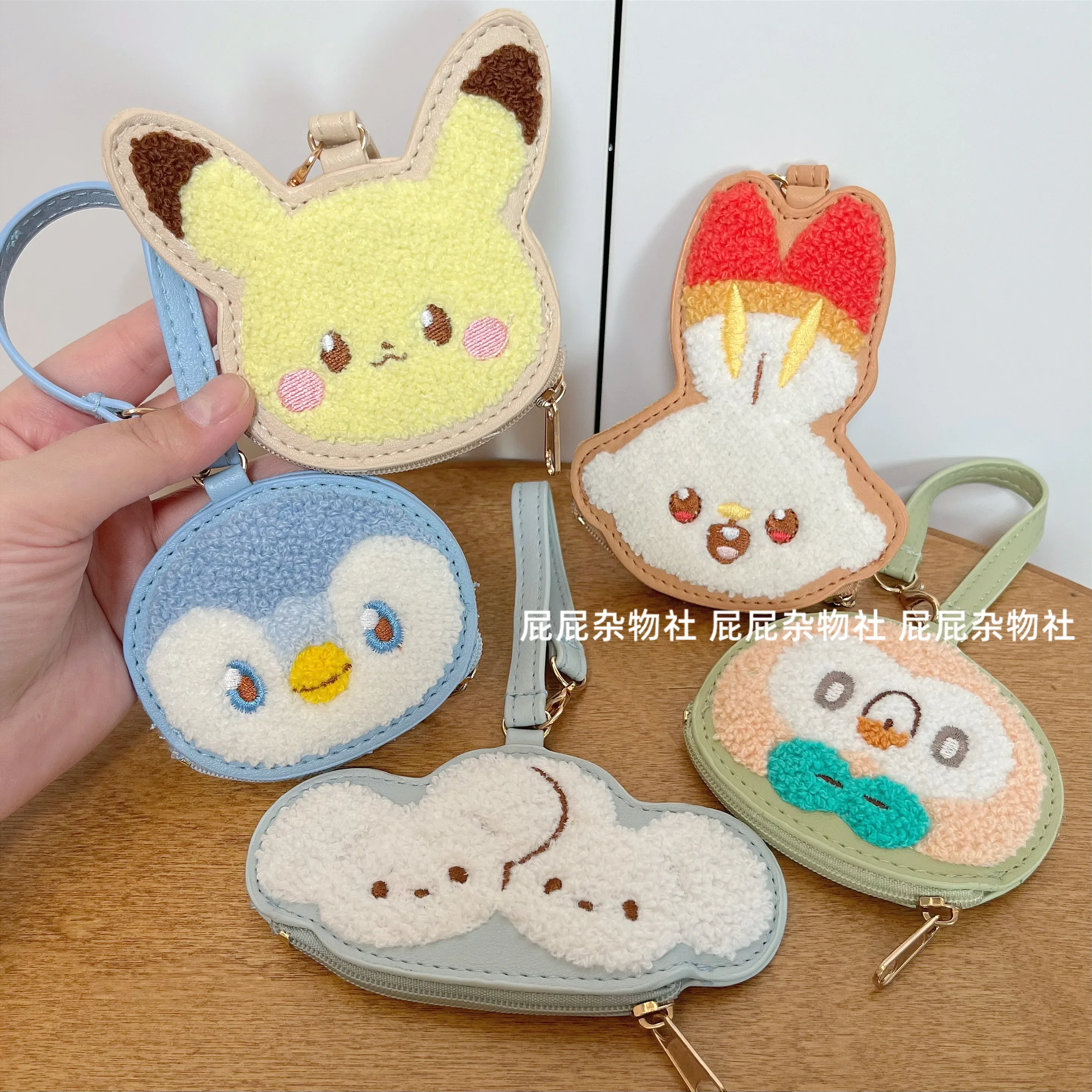 Anime Fans Collection Pokepeace Coin Pouch Pikachu Piplup Rowlet Scorbunny Tandemaus PU Bag Wrist Strap for Present Gift Fans