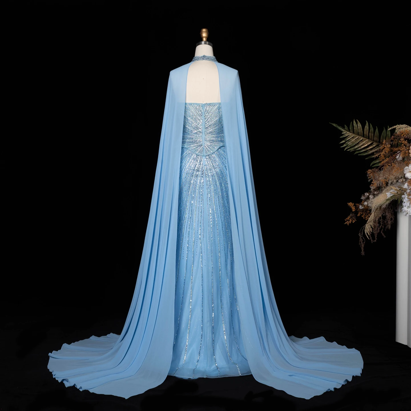 Sharon Said Luxuriöses lila Abendkleid, trägerlos, mit Kristallperlen, langer Chiffonumhang, Meerjungfrauen-Schnitt, formelles Abendkleid für besondere Anlässe, SS112 Custo – Detail 20