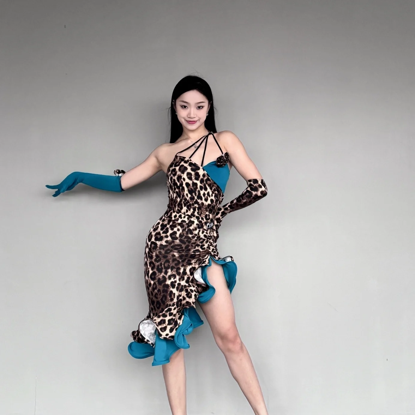 

Sexy Latin Dance Dresses Performance Costumes Women Leopard Print Backless Dress Female Latin Dance Competition Clothes DN19765