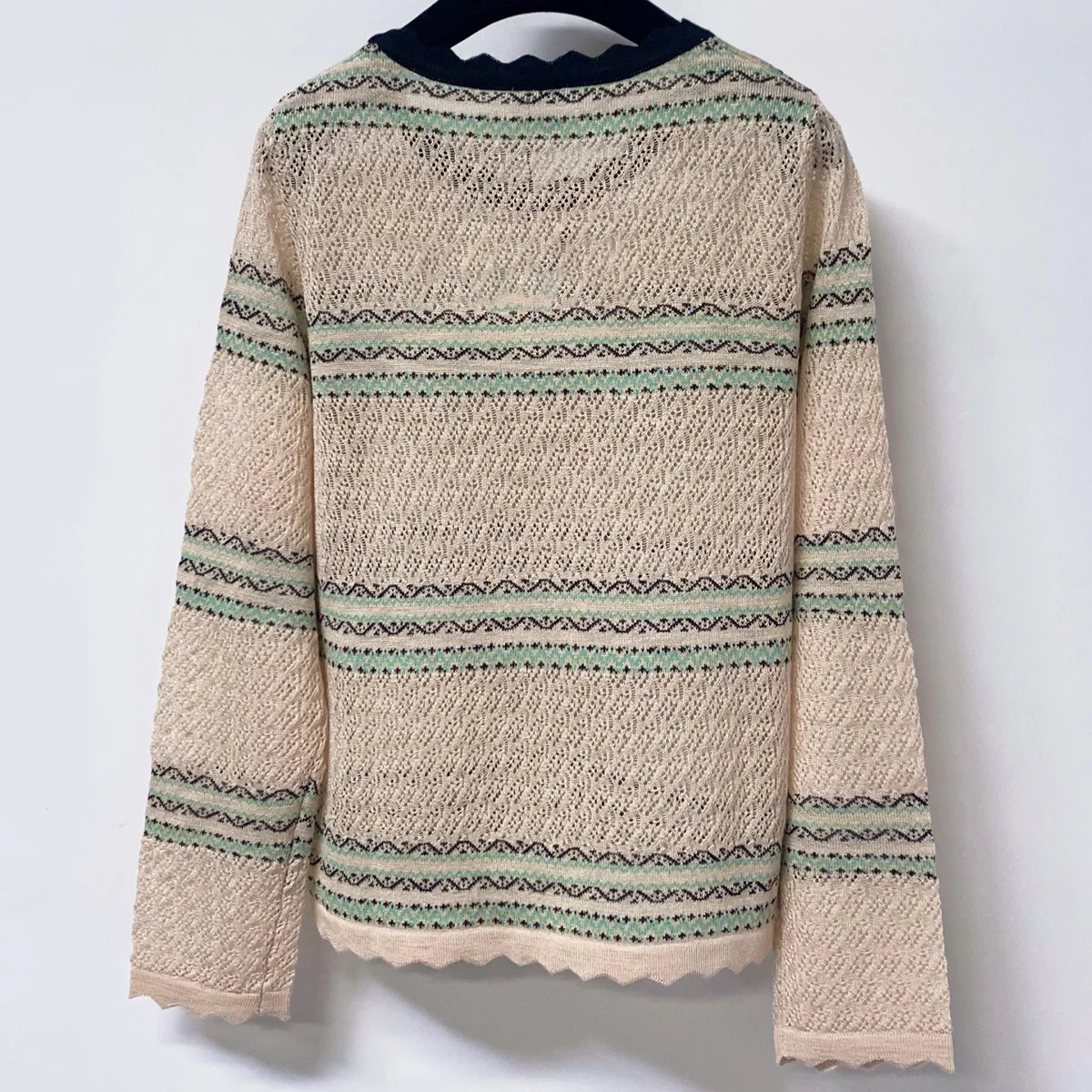 High Quality Women Hollow Striped Knit Sweater Scalloped Edge Crew Neck Long Sleeve Thin Knit Top lyt2672621