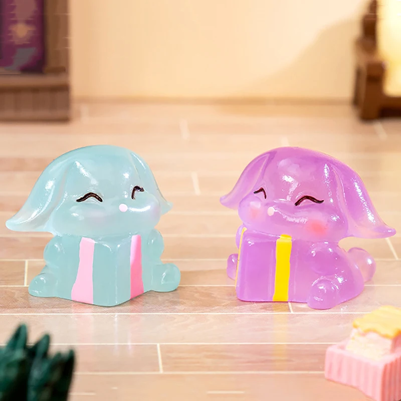 1Pc Cute Mini Luminous Rabbit Hug Gift Doll Micro Landscape Glow In The Dark Decoration Toys For Kids Resin Miniature Figurines