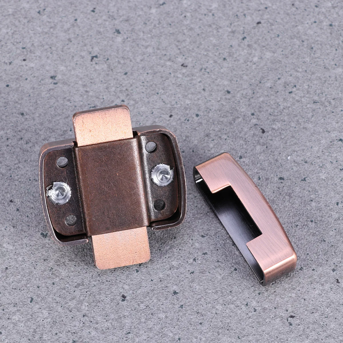 مزلاج سبائك الزنك خزانة قفل أمان تدوير الترباس مشبك للأبواب النوافذ تدوير الترباس مشبك S حجم الأجهزة السحابة