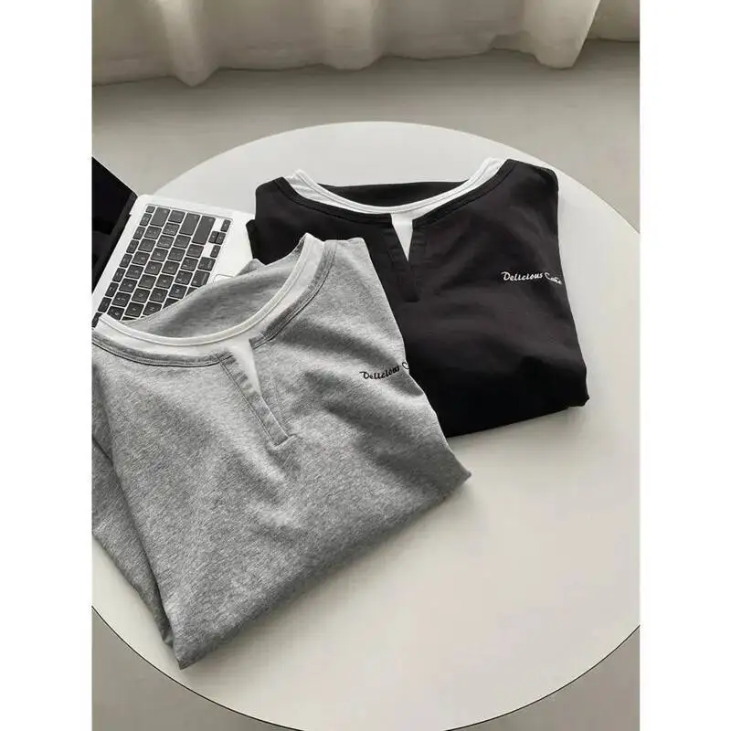 

Women Fake Two-piece Embroidery T-shirt Autumn Round Neck Loose Long Sleeve Korean Casual Pullovers