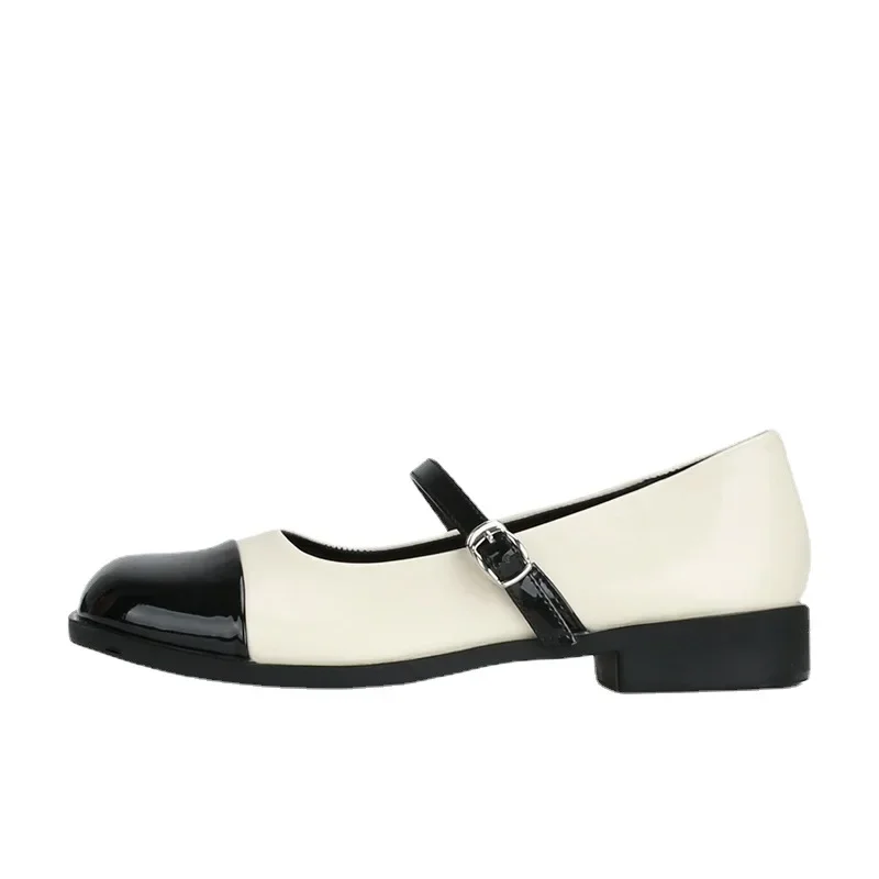 2024 girls Flat Shoes Square Toe Retro Mary Janes Loafers Female Belt Buckle Casual Autumn Fashion Lady Chaussure Femme