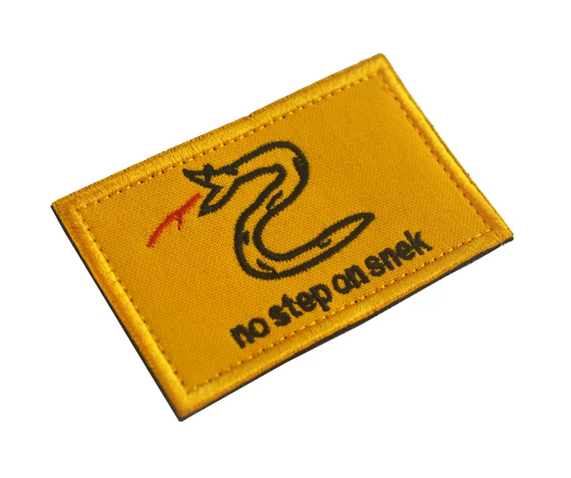 No Step on Snek Don\'t Step on Snakes Embroidered Fabric Patch Hook and Ring Iron Patches for Clothing Sewing Embroidery Military