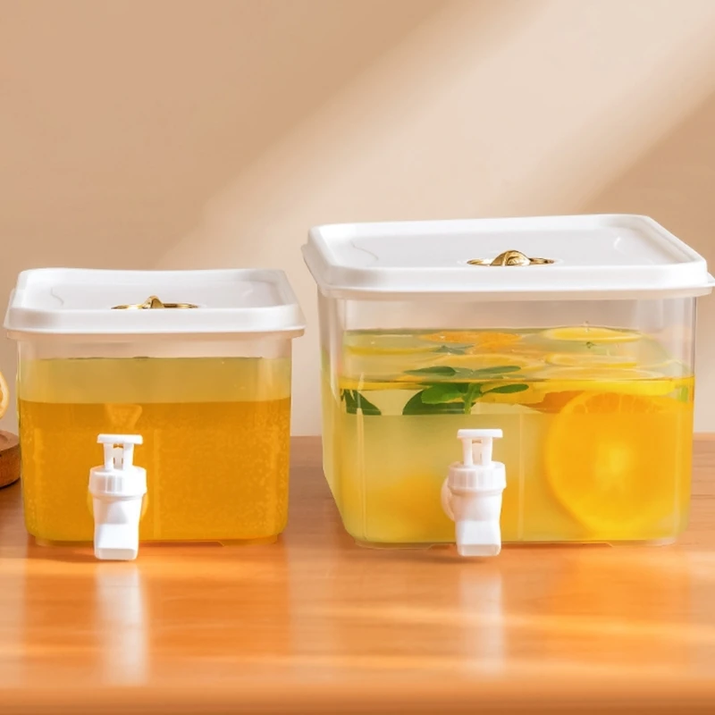 Stable PP Cold Drink Jugs With Ergonomic Tap For Family Gathering Outdoor Activity top sale