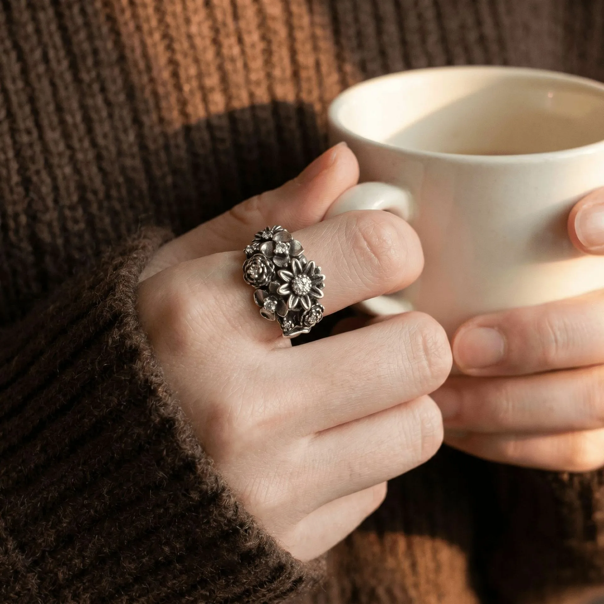 VENTFILLE 925 Sterling Silver Retro Make old Blooming Flowers Ring For Women Temperament Jewelry Party Gift Dropshipping