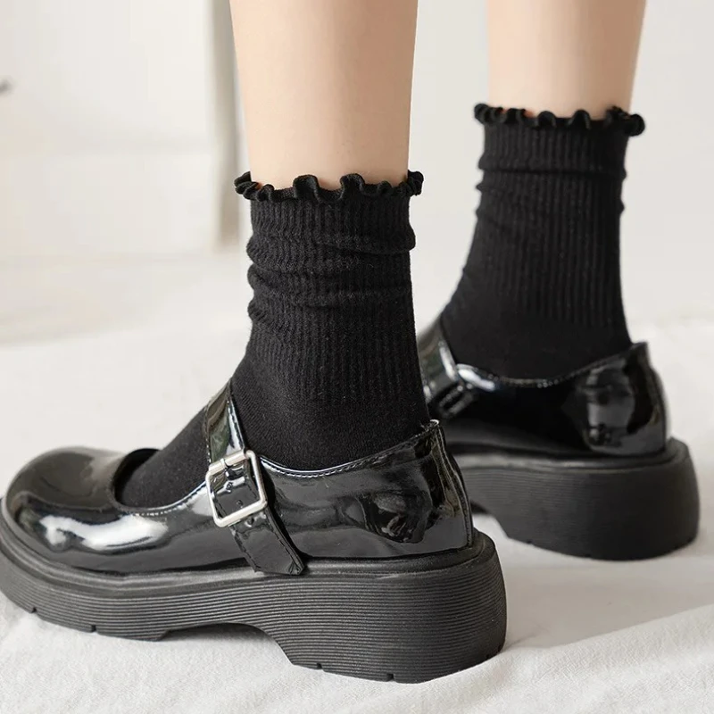 Harajuku كشكش الجوارب النساء الفتيات الحلو القطن الأوسط أنبوب أسود جوارب بيضاء Jk لوليتا لينة تنفس الكاحل فضفاضة قصيرة جورب