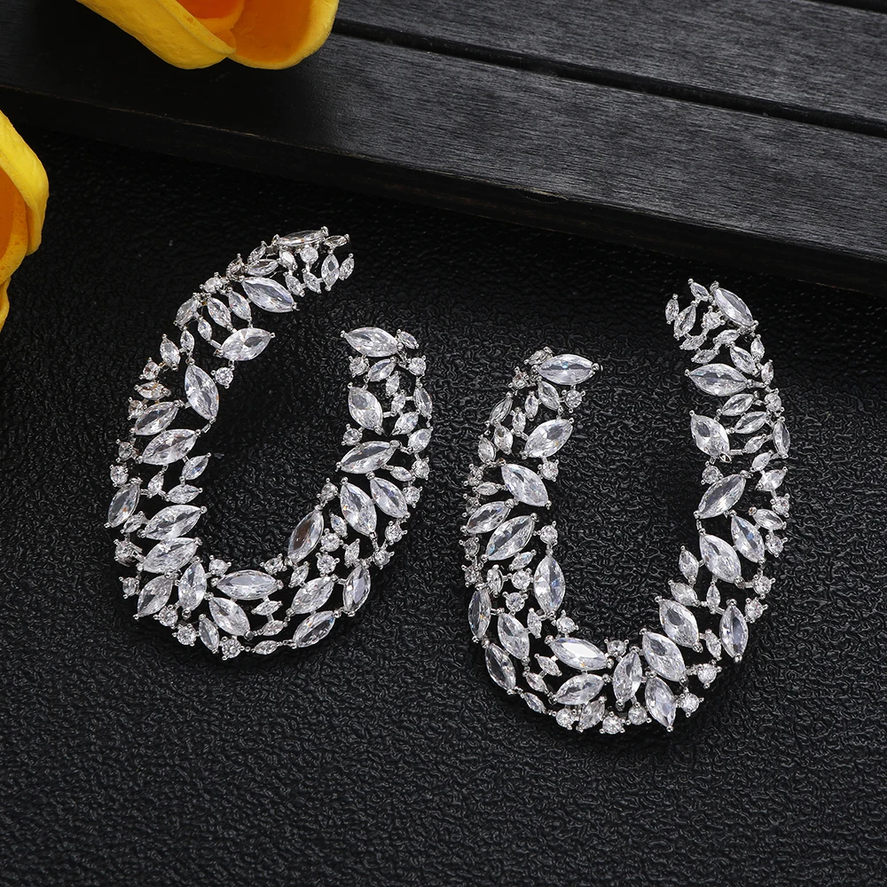 Semicircle Hollowed out Water droplets and leaves Earring For Wedding Engagement Party Dress up Cubic Zirconia  Luxury Jewelry