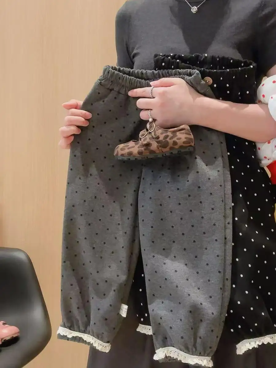 Calças Infantis de Ponto Polka com Corte Reto, Largas e Soltas, com Detalhes em Renda, Roupas Casuais para Meninas, Nova Coleção de Outono