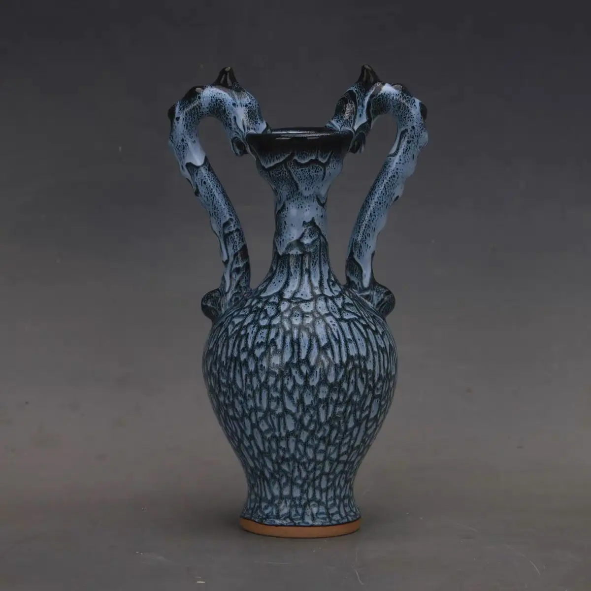 

Китайская песня династии Качжоу печь зеленая глазурь двойной дракон ваза антикварные фарфоровые декоративные украшения (2)