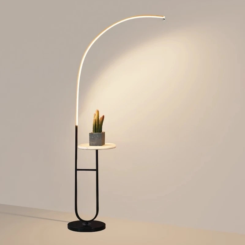 Lámpara de pie sala de estar sofá lateral estante simple lámpara de noche dormitorio creativo estudio