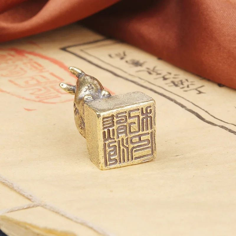Vintage Brass Deer Seal Ornament Carving Leisure Seal Plum Blossom Deer Copper Seal Collectible Old