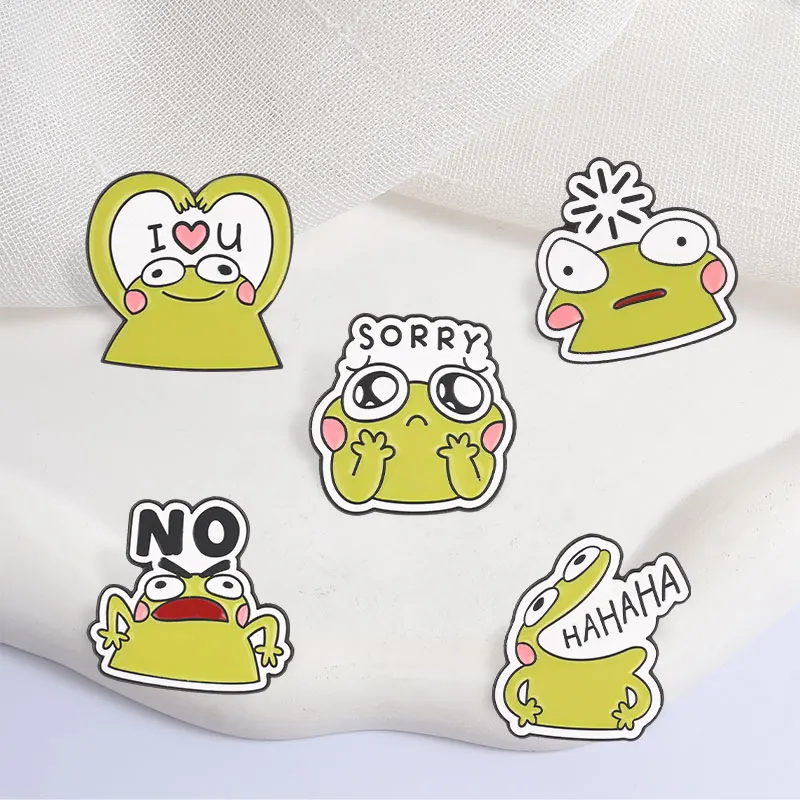 Lustiger Cartoon-Frosch-Emoji-Emaille-Pin: Süßer Frosch „Ich liebe dich“ Herz-Gesten-Brosche für Taschen und Revers – Schmuckgeschenk für Freunde – Detail 5