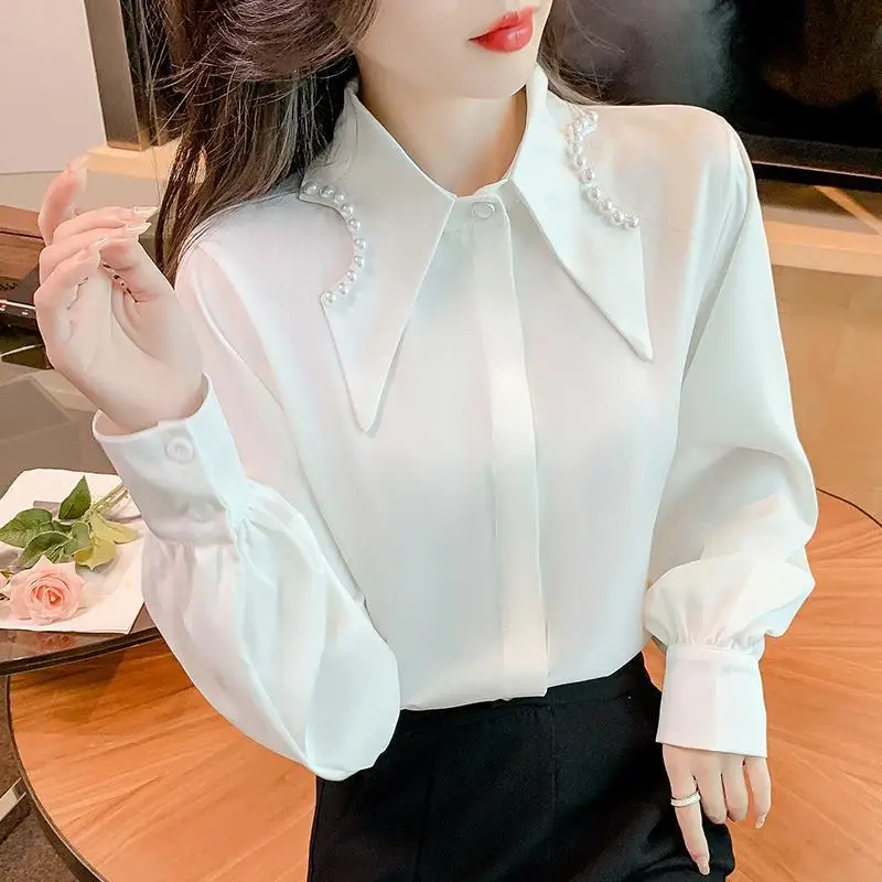 Elegant Lapel Button Lantern Sleeve Beading Shirt Women\'s Clothing 2022 Autumn New Loose Sweet Tops All-match Office Lady Blouse