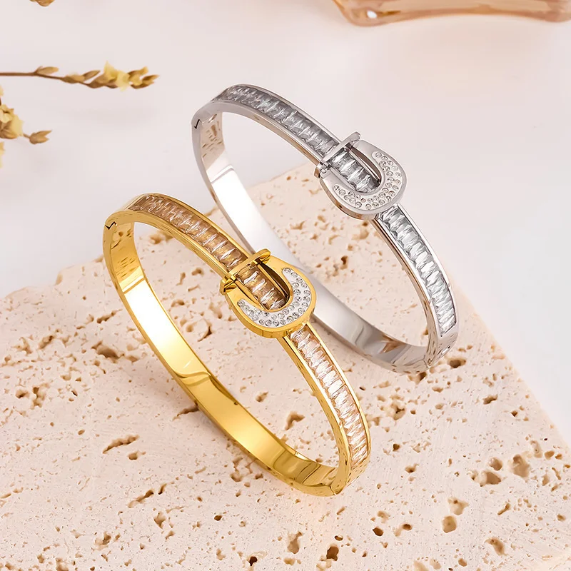 Retro & Unique Desi… - image