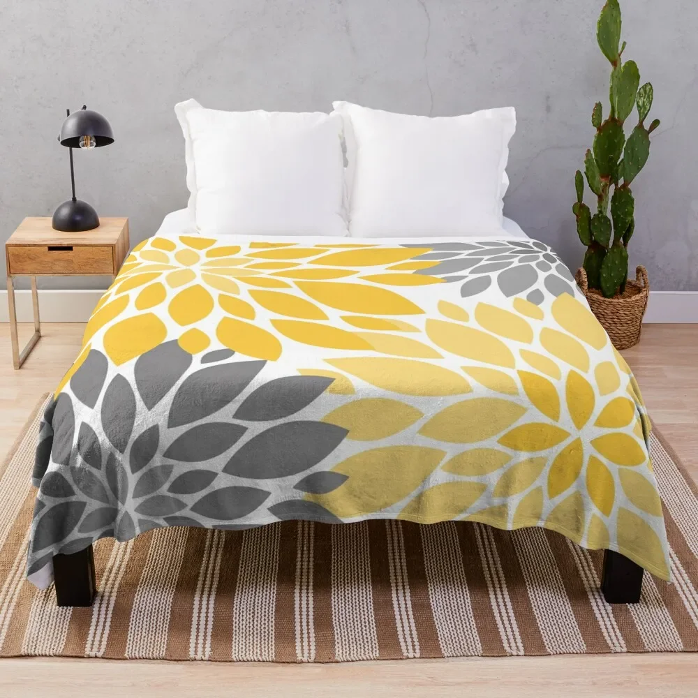 Yellow and Gray Dahlia Floral Pattern Throw Blanket Single fluffy Bed linens Blankets