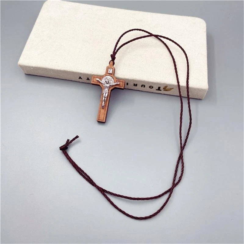 Christian Catholic Gift Crosses Aesthetic Necklace Jewelry On The Neck ZincAlloy Material
