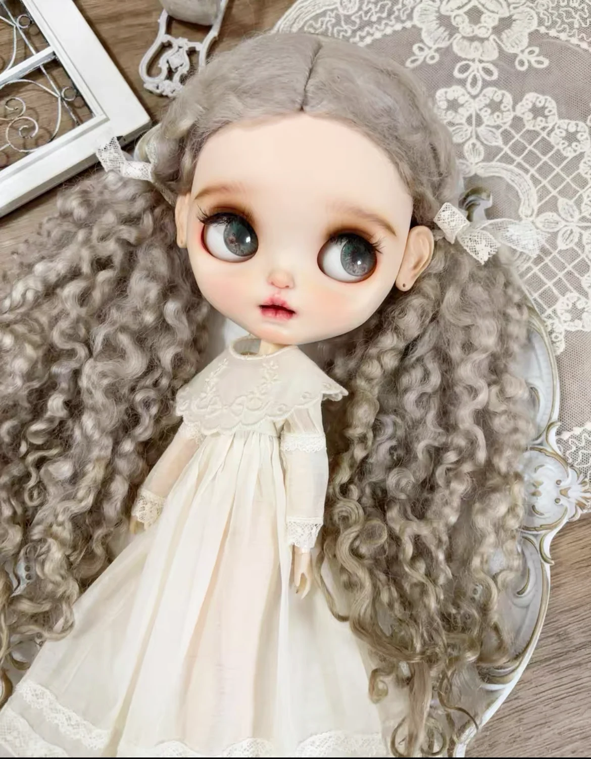 วิกผมผ้าฝ้าย วิกผมตุ๊กตาบลายธ์ ผมม้วนเล็กๆ แบบธรรมชาติ จัดส่งฟรี