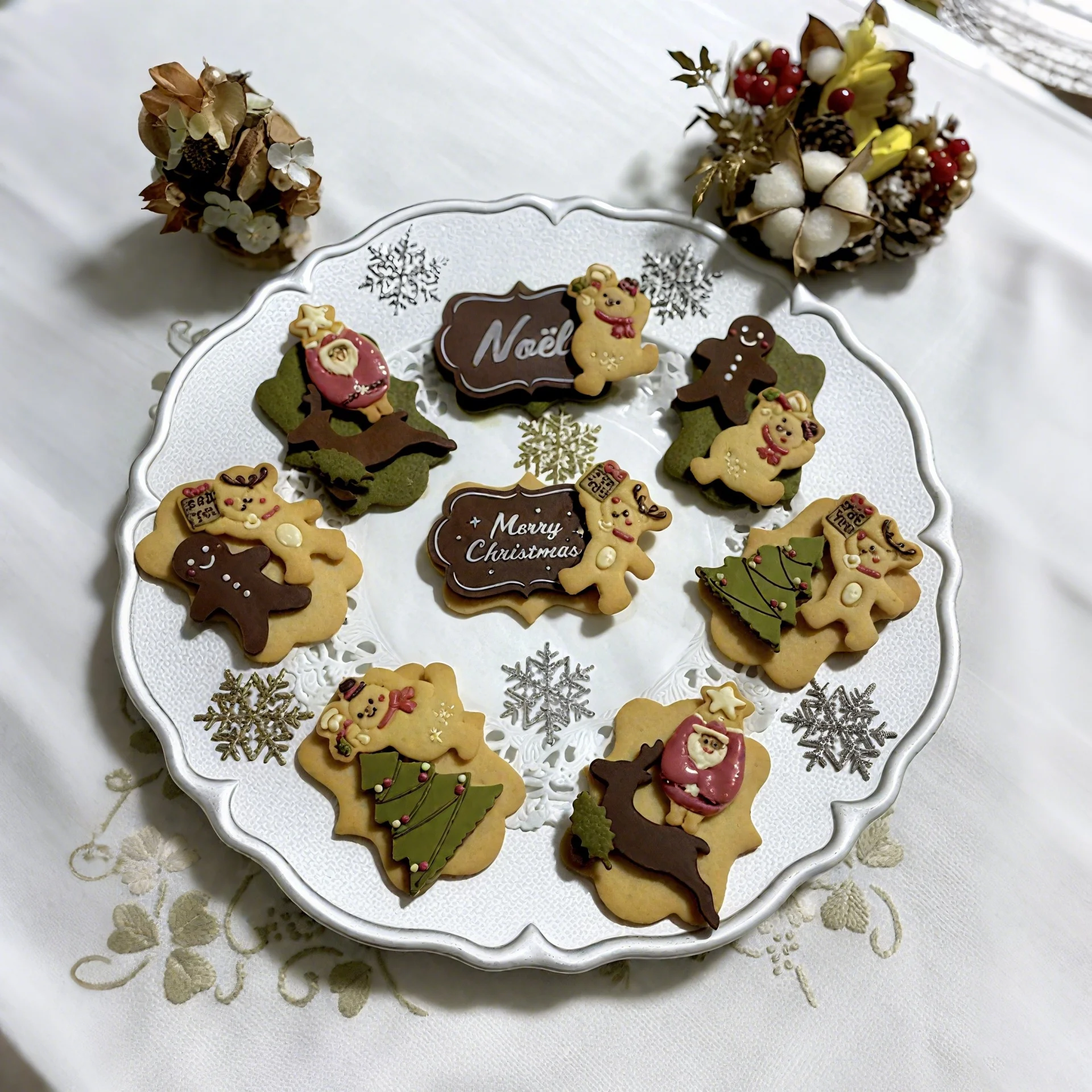Christmas 3D Silicone Mold Gingerbread Man Chocolate Baking mold Elk Pattern Xmas Tree Party DIY Dessert Decoration Baking Tools