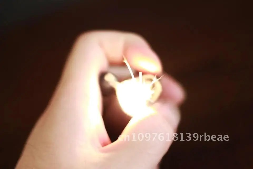 Magic Flame Reel 3.0 สําหรับภาพลวงตาเวที Mentalism Magic Tricks อุปกรณ์เสริม Non-ไฟฟ้า Magician Props