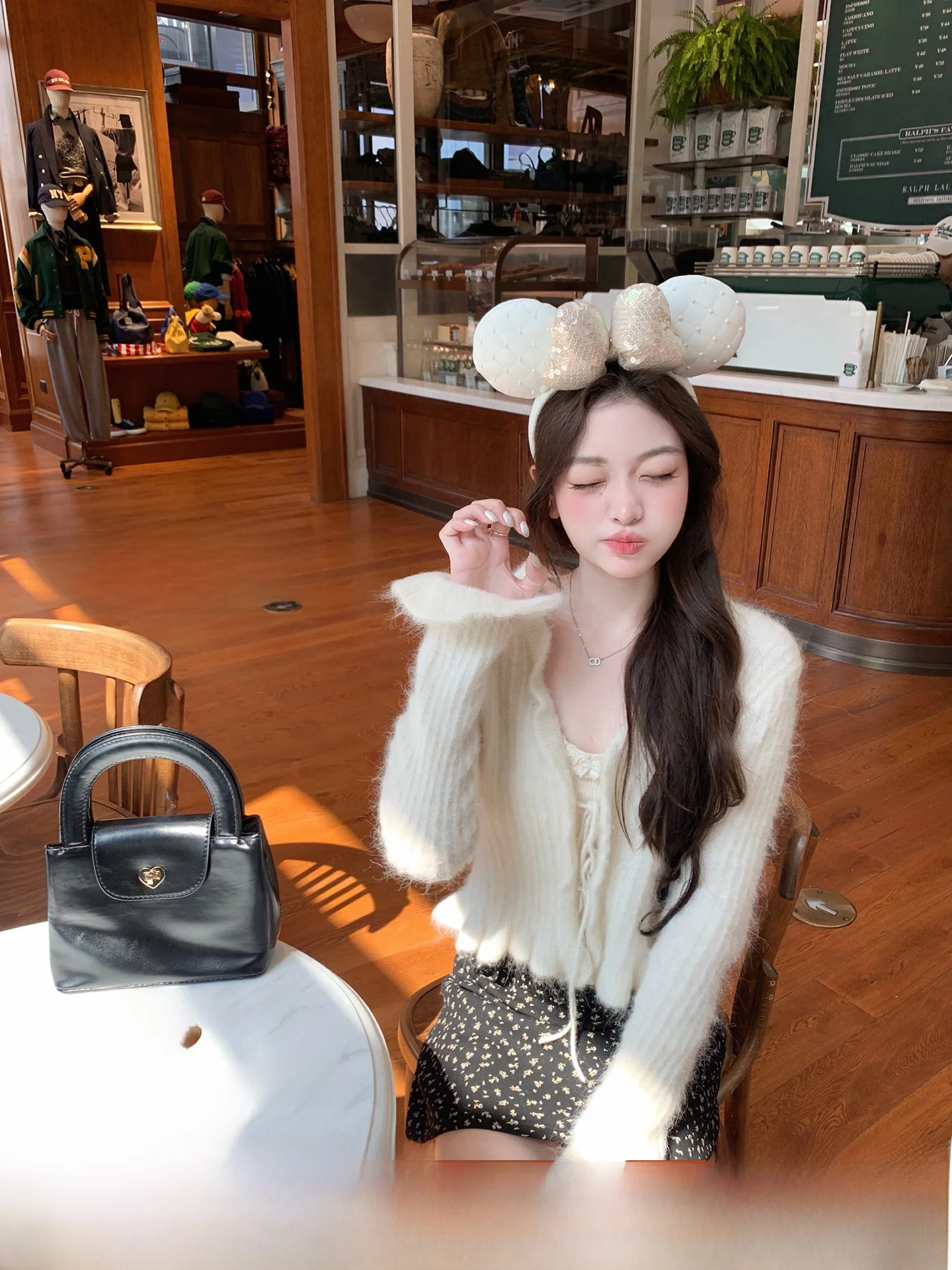 

Комплект ThePeachOfficial: вязаный свитер во французском стиле и юбка с цветочным принтом, женский приталенный кардиган, комплект из двух предметов, однотонный