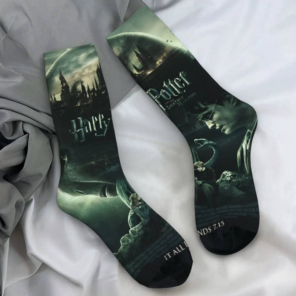 Calcetines de película MINISO H-HARRY P-POTTER, medias divertidas para hombre, calcetines medianos suaves para correr, calcetines antideslizantes estampados de otoño