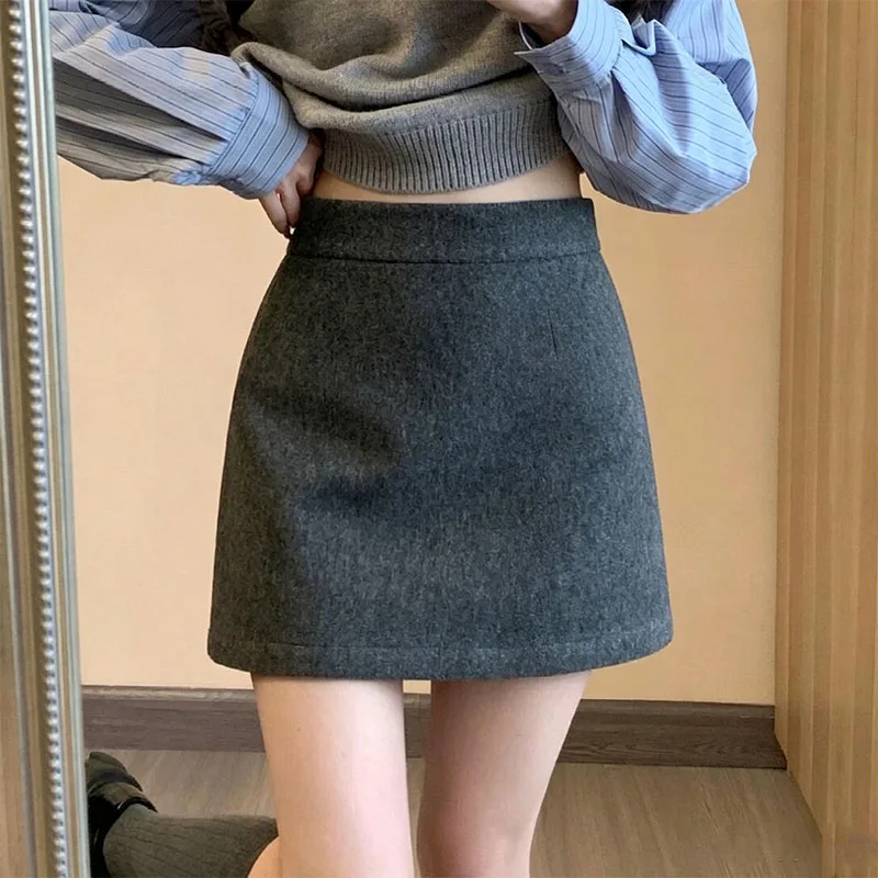 2026 New Gray Thicken Woolen Skirts Women Autumn Winter High Waist Anti-Glare Short Skirt Female Solid Simple Blended Skirts
