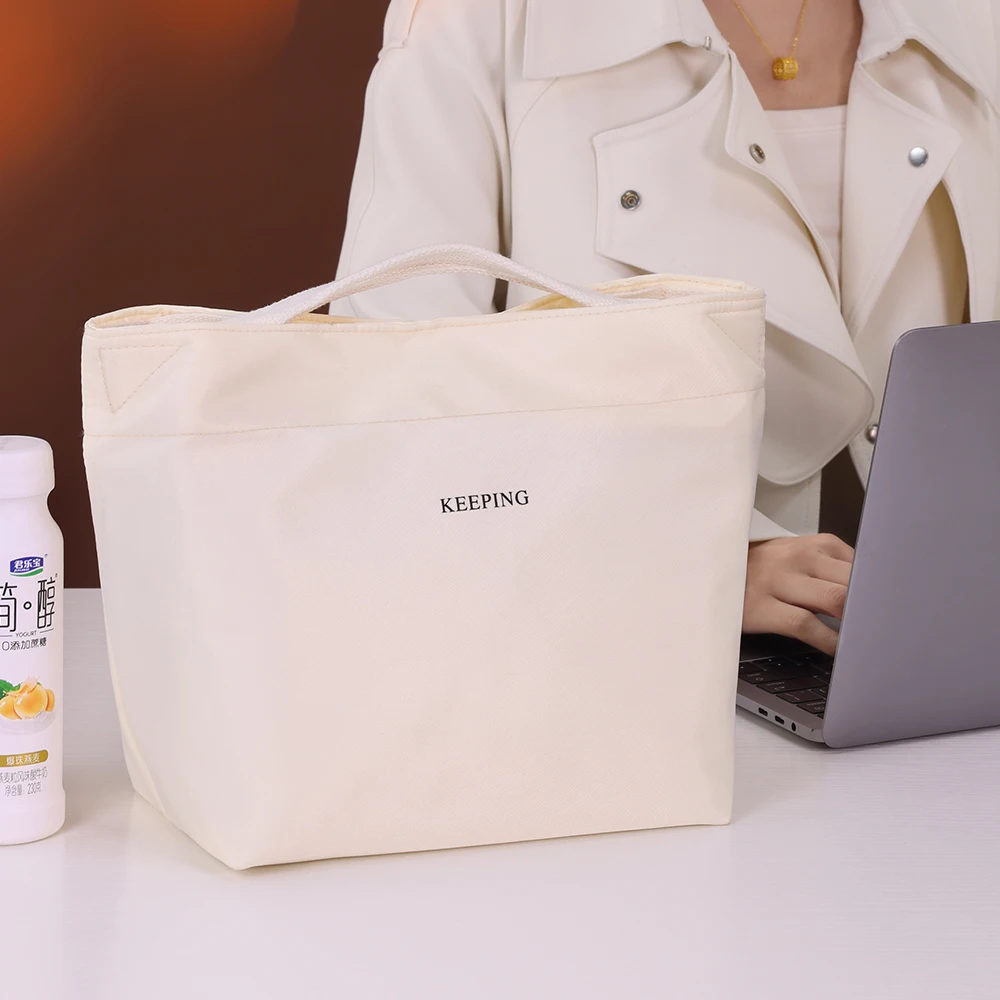 حقيبة حرارية محمولة بسيطة للنساء معزولة لصندوق الغداء مقاومة للماء للمكتب حقيبة تبريد الطعام حقيبة الغداء حقيبة بينتو