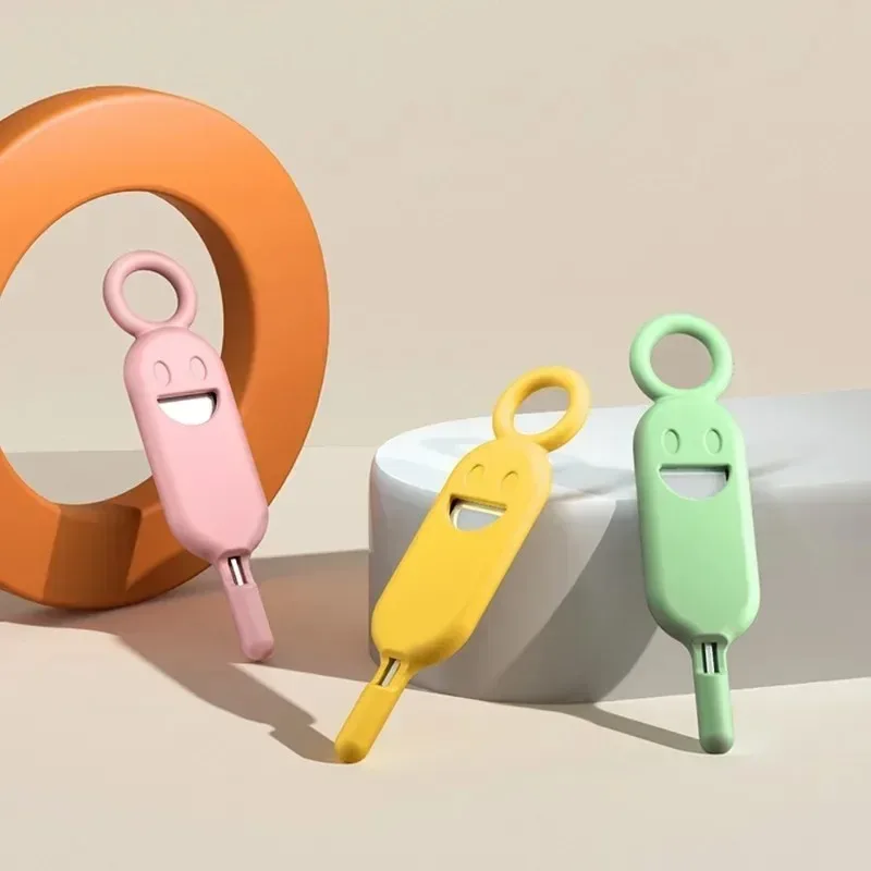 2 IN 1 SIM Mobile Phone Universal Card Pin Smiley Face Anti-lost Card Pin Sleeve Portable SlM Long Card Pin Keychain Ring