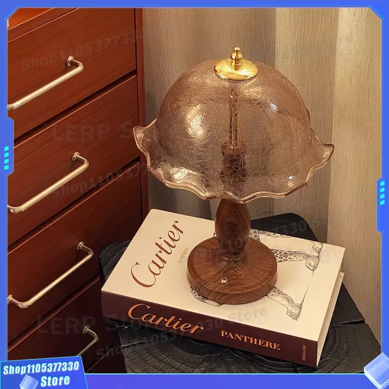 Luxury American Style Striped Glass Desk Lamp Simple Bedroom Bedside Night Light Hotel Decorative Atmosphere Lighting Fixture