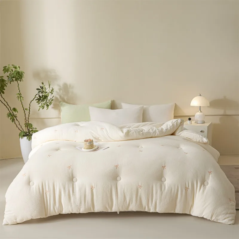 Cotton Embroidered Soybean Filled Quilt All Season Thick Winter Gift Wholesale Winter Quilt Thickening Thick and Warm Quilt Core