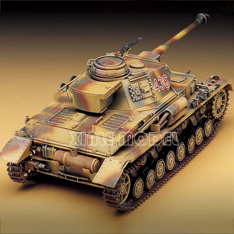 مجموعة نماذج دبابة الأكاديمية 13234 Panzerkampfwagen IV Ausf. ح/ج 1/35