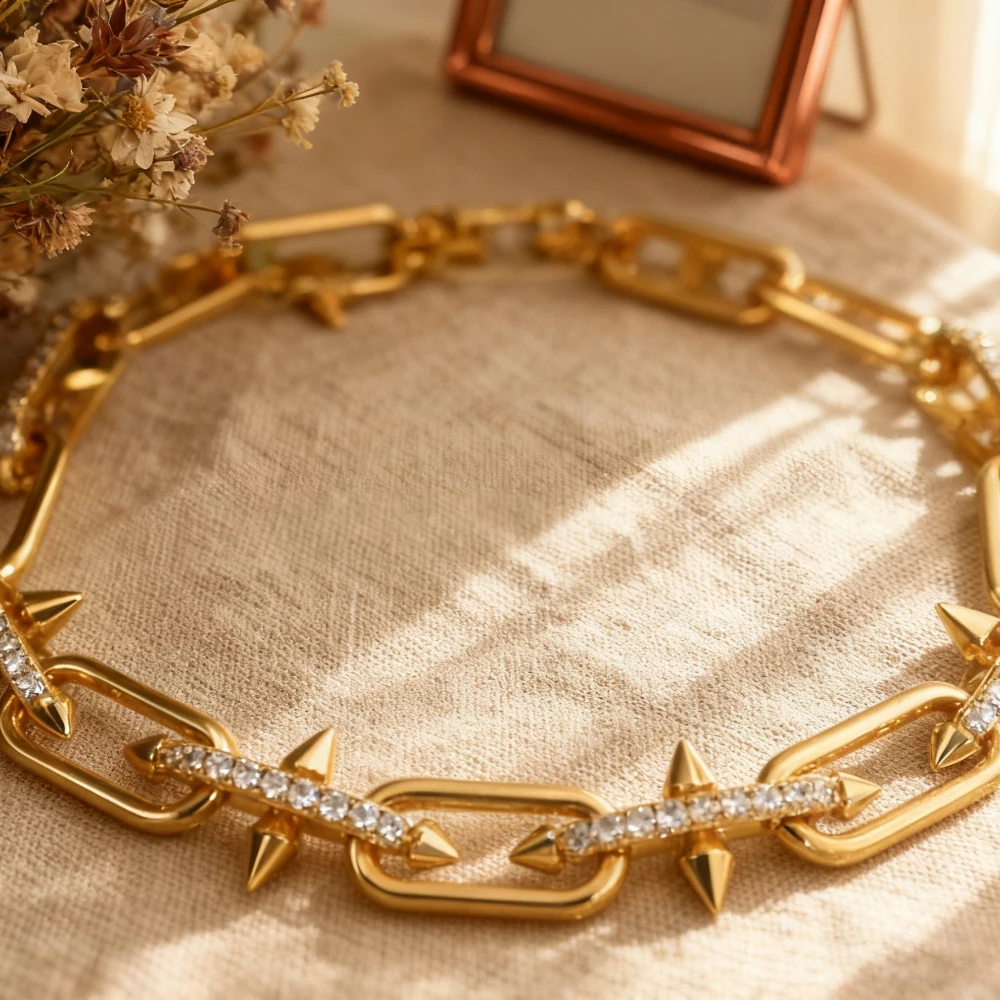 

Luxury Fashion For Women Rock Rivet Set With Diamond Design High-Quality Steampunk Jewelry Party Bracelet 2025 Trendy Jewelry