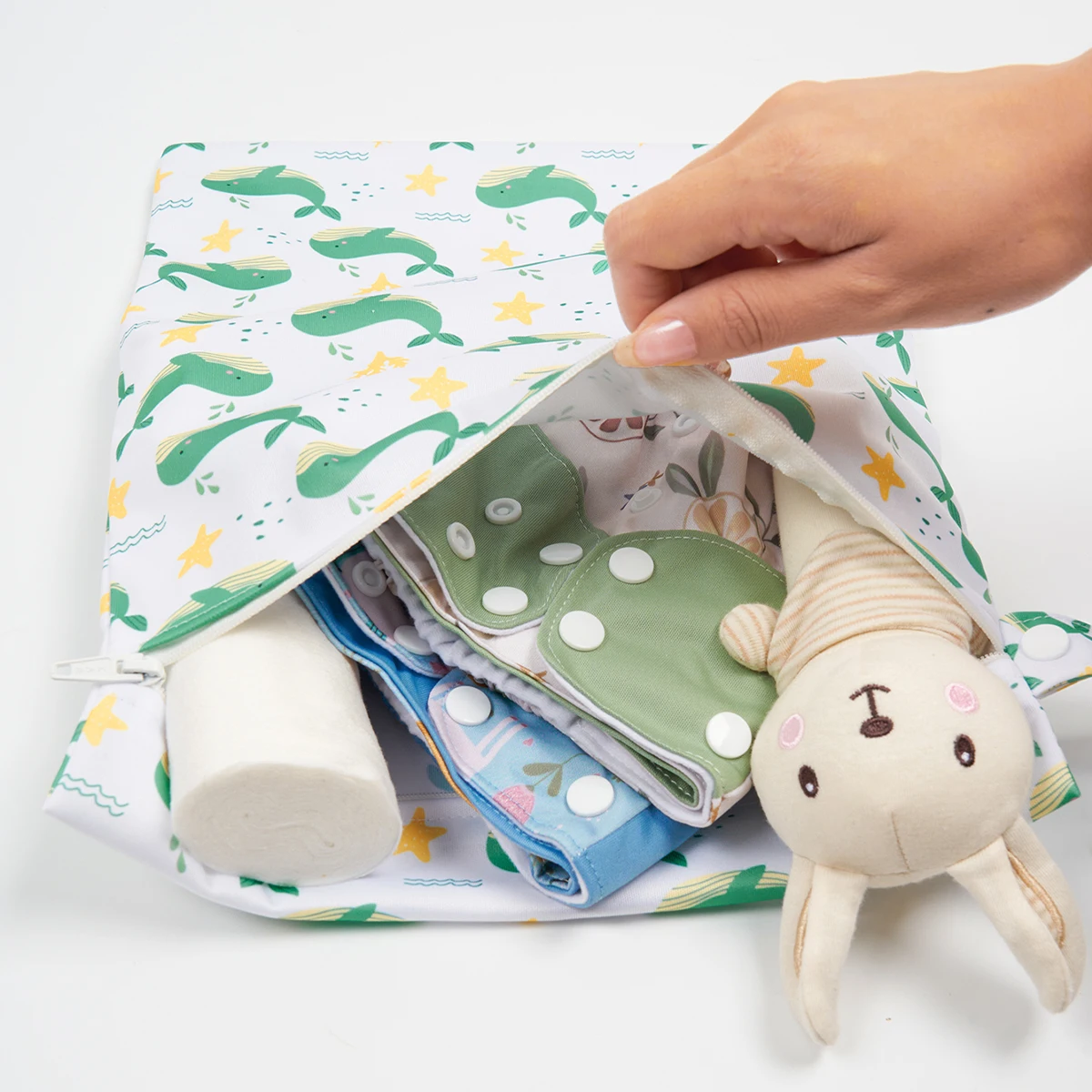 HappyFlute 26*36CM Carried&Hung 1PC Pocket Wet/Dry Bag Waterproof Cloth Diaper Use As Mummy Bag