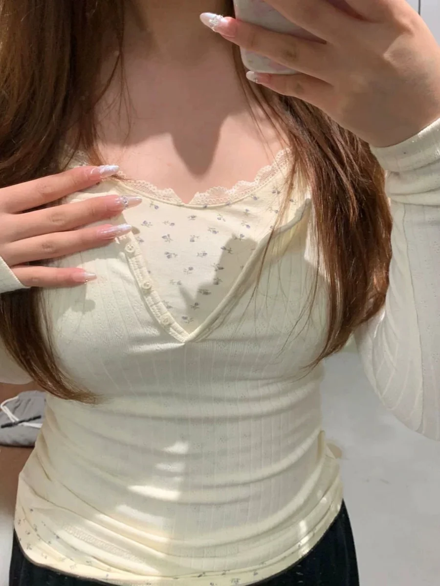 Lace Floral Print Illusion Two-Piece Base irt Women's Spring Autumn Tight Long Sve T-irt Korean Sle Slim Fit