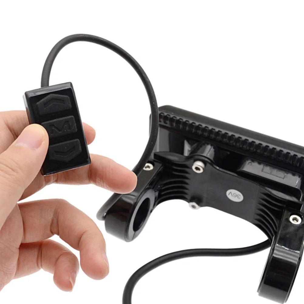 

Bicycle Speedometer LCD Speed Controller For Cycling Temperature Resistant Vehicle Data Monitor Wire Length 1.8m