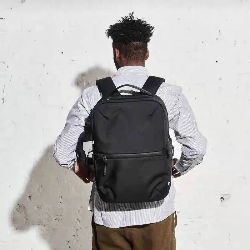 

Stylish Multifunctional Work Commuter Waterproof Backpack Three-in-One Backpack