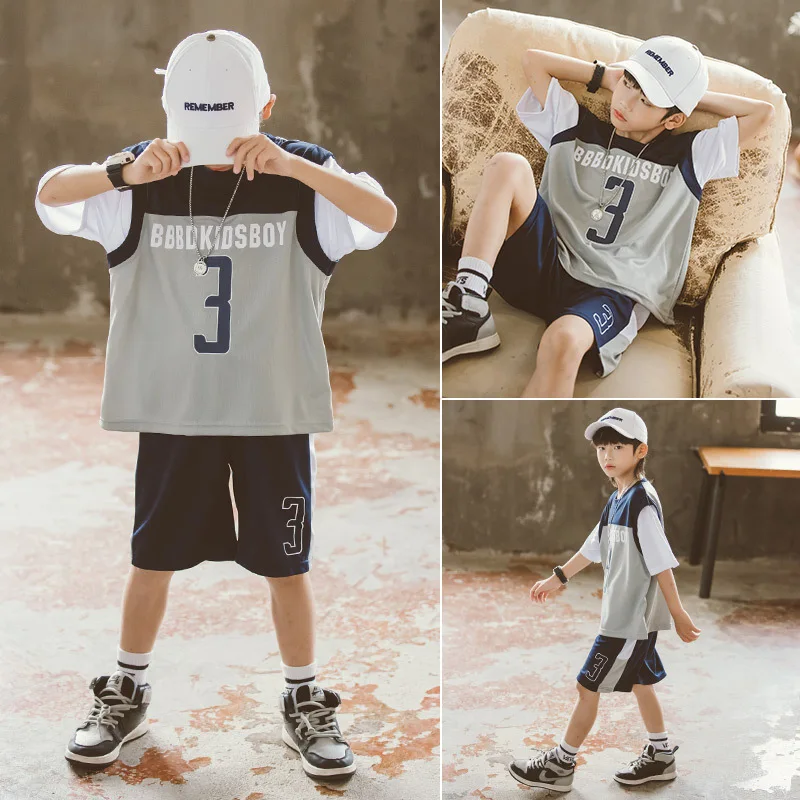 

2024 CUHK Children's Fashion Color-blocked Short-sleeved T-shirt and Five-point Pants Two-piece Set