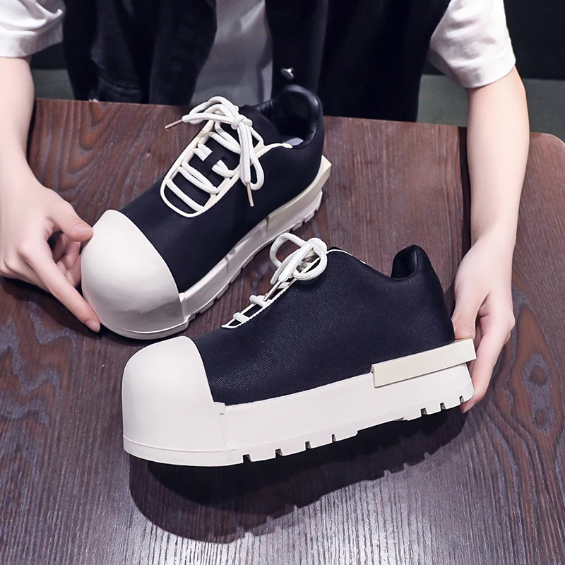 Туфли с большим носком. Женские туфли с круглым носком. Уродливые и милые туфли в форме ракушки, толстая подошва, увеличивающие рост. Спортивные туфли для папы, модные. Туфли с большим носком. Женские туфли с круглым носком. Уродливые и милые туфли в форме ракушки, толстая подошва, увеличивающие рост. Спортивные туфли для папы, модные.