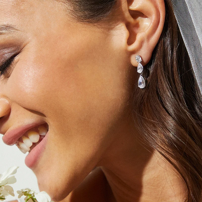 

Delicate Zircon Drop Earrings For Women Luxury Crystal Teardrop Cubic Zirconia Silver Color Earrings Bride Wedding Jewelry