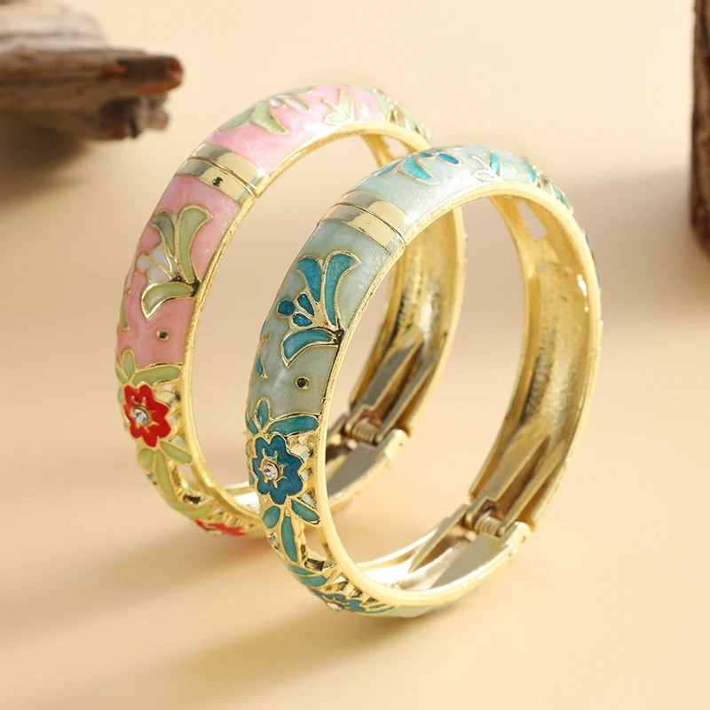 FTCY 2 PCS Vintage Hollowed Small Flower Cloisonne Bangles For Women Enameled Gold Color Plated Bangle Party Jewelry Gifts