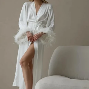 Brautbrautbrautstrafe, Maxi Satinroben, Boudoir White Marabou, langes Seidenkleid 10 Hauptverkäufe lange Federn - №9